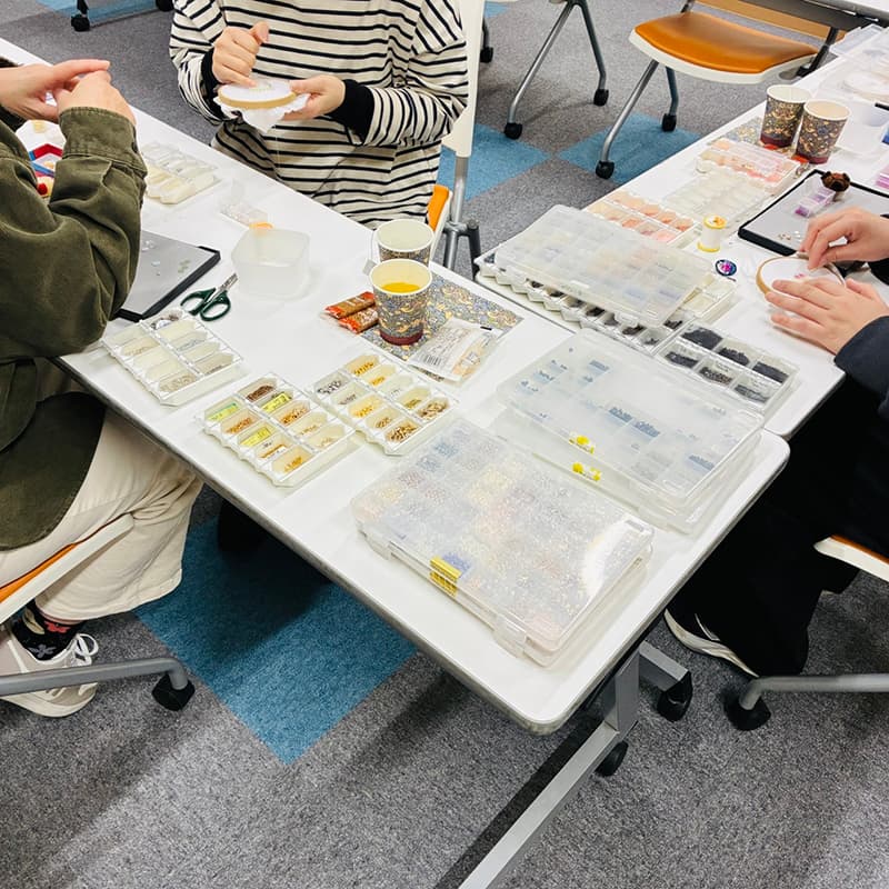 クーリエ『ビーズ刺繍教室のお知らせ』