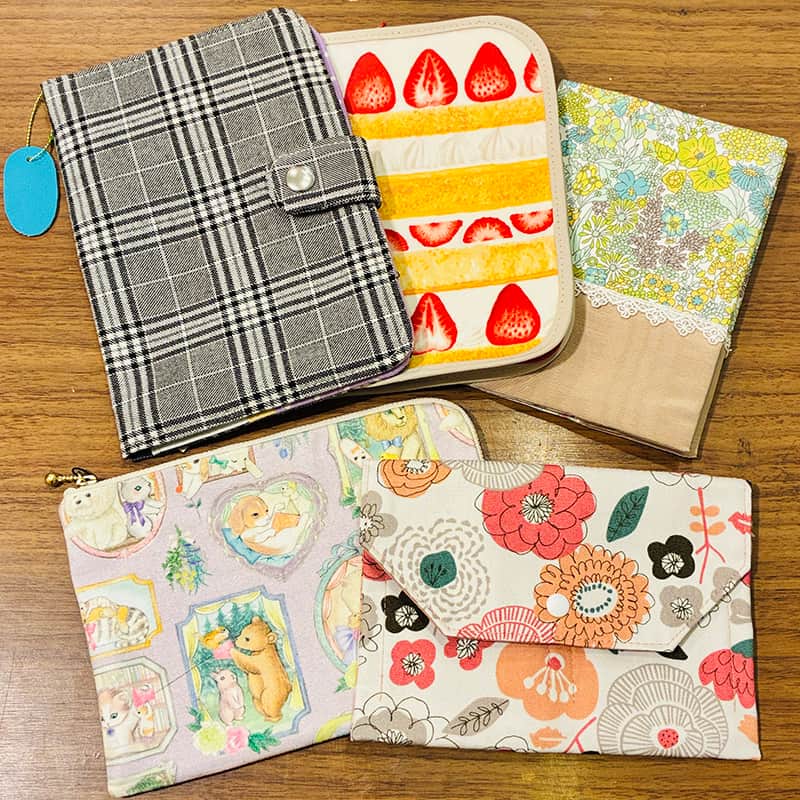 クーリエ『すっきり収納できるポーチあります！』