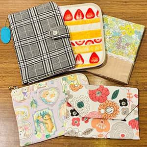 クーリエ『すっきり収納できるポーチあります！』